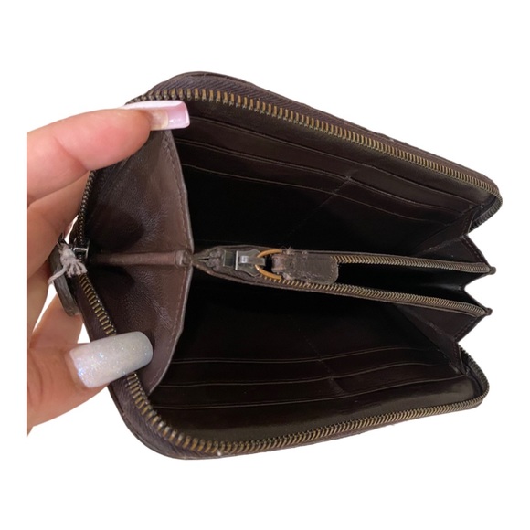 Bottega Veneta Brown Intrecciato Woven Leather Zip Around Wallet - Picture 7 of 17